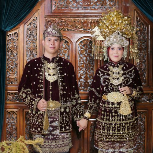 10-r-rika-jefri-1-fFn5Ut